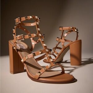 Valentino Garavani 90mm Rockstud Caged T-Strap Leather Sandals Brown 8.5